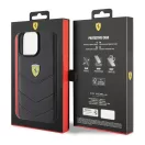 Ferrari Quilted Metal Logo iPhone 15 Pro Max kemény hátlap tok, fekete FEHCP15XRDUK