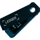 Ledger Nano S Plus Sapphire Blue kripto pénztárca, kék