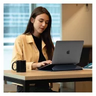   Uniq Oslo Laptop táska kihajtható kártyatartóval, ( max 14") zöld
