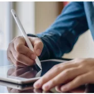   Uniq Pixo Lite 2 Apple Pencil, mágneses kapacitív ceruza, fehér