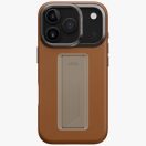 Uniq Heldro Pro Apple iPhone 17 Pro mágneses tok tartóval, kameravédő kerettel, MagSafe, barna