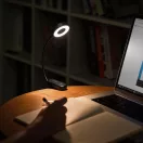 Tech-Protect LL100 csíptethető olvasó lámpa, fekete