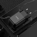 Hoco N2 USB-A hálózati töltő adapter USB-A-Lightning töltő-és adatkábellel, 2A, 10W, fekete