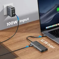   Ugreen CM639 hub adapter USB-C-2xUSB-A 3.2 + 3xUSB-C-1xHDMI- 1xVGA- 1xJack 3.5mm- 1xRJ45- 1xSD- 1xMircoSD, szürke