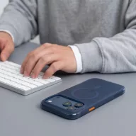   Tech-Protect MagAir Apple iPhone 18 Pro / 17 Pro tok megerősített sarkakkal, MagSafe, Matt, kék-narancs