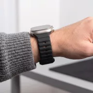   Tech-Protect Silicone Line Apple Watch 44/45/46/49mm gumis szilikon szíj, fekete