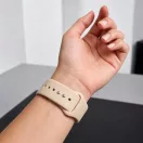 Tech-Protect Silicone Apple Watch 8 / 9 / 10 / 11 / 12 / SE / Ultra (44/45/46/49mm) szíj, szilikon, bézs