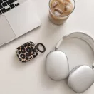Tech-Protect Lamano Airpods 5 / Airpods 4 tok karabinerrel, Exotic Touch, leopárd minta