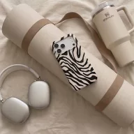   Tech-Protect Lamano Apple iPhone 18 Pro / 17 Pro hátlap tok, MagSafe, Nature Nuse, zebra minta
