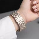 Tech-Protect Stainless Apple Watch 8 / 9 / 10 / 11 / 12 / SE / Ultra (44/45/46/49mm) szíj, fém, bézs