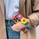 Apple iPhone 16 Pro, Szilikon tok, kézpánttal, virág minta, Flower Case, mintás